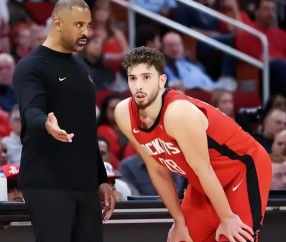 官网赛事-NBA常规赛明天2月6日赛程：火箭PK黄蜂，勇士PK太阳，湖人PK76人